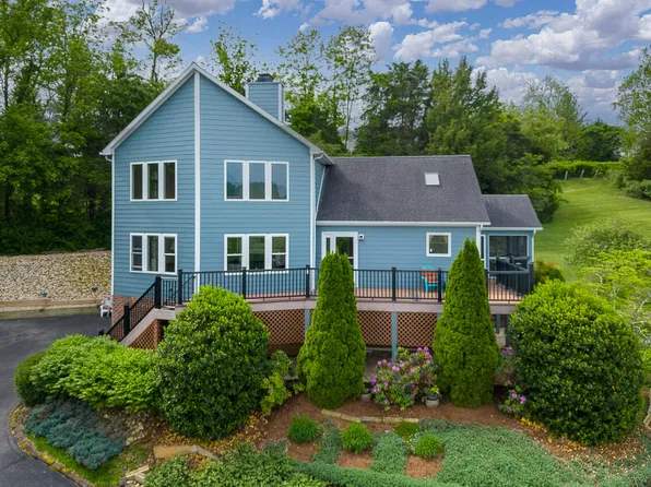 7 Hamilton Dr, Lexington, VA 24450