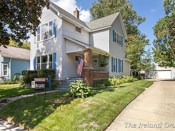 2nd image of 145 Palmer St NE