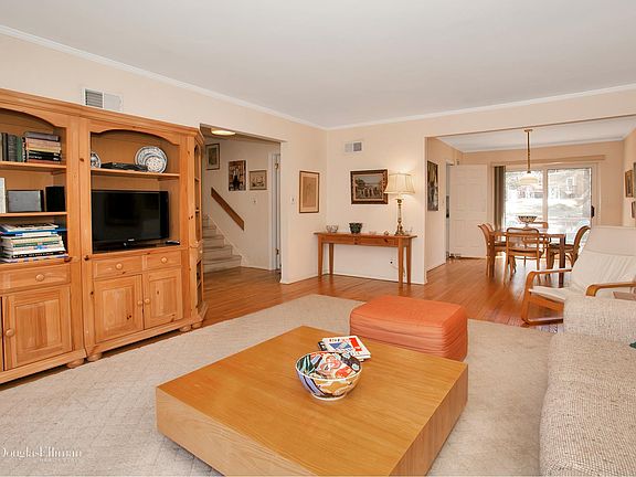 5th image of 21 Primrose Ave