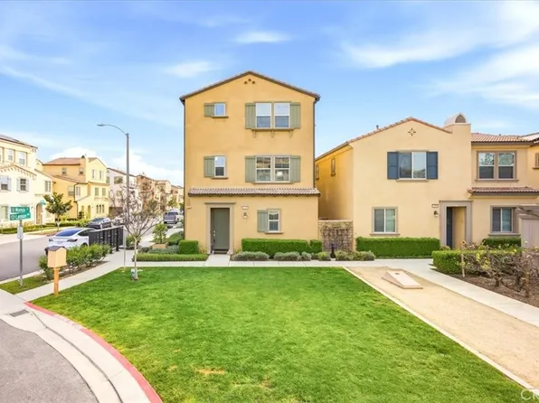 2291 Peach Ct, Upland, CA 91786