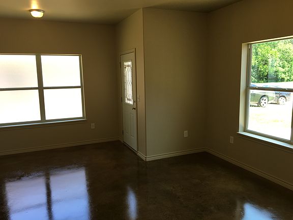 111 Jasmine Entry-Dining Rm_05182016