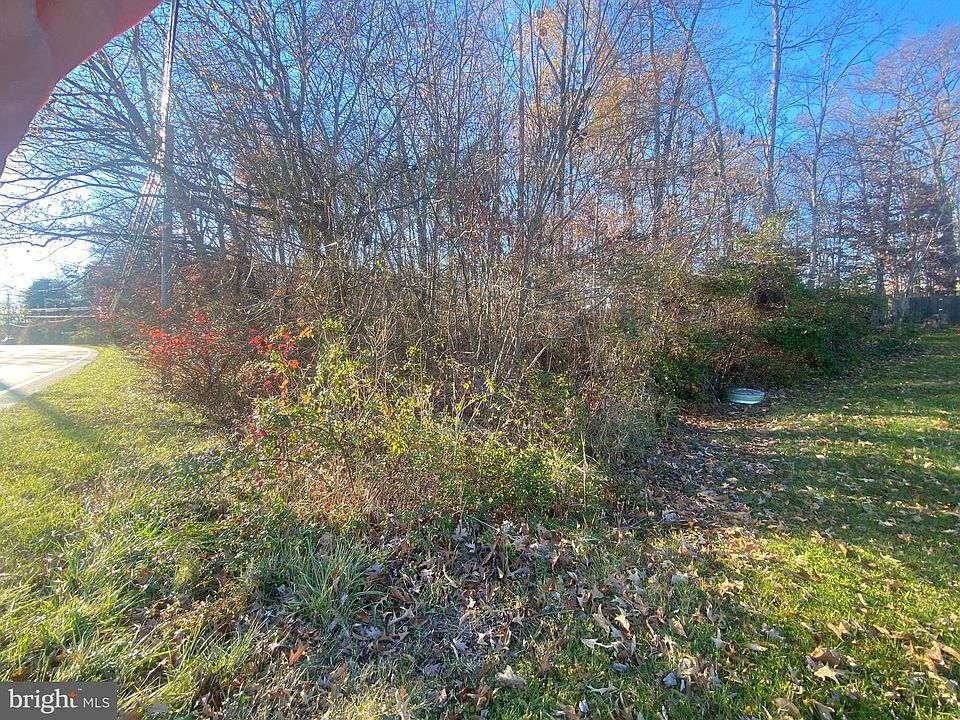 2nd image of Old Philadelphia Rd