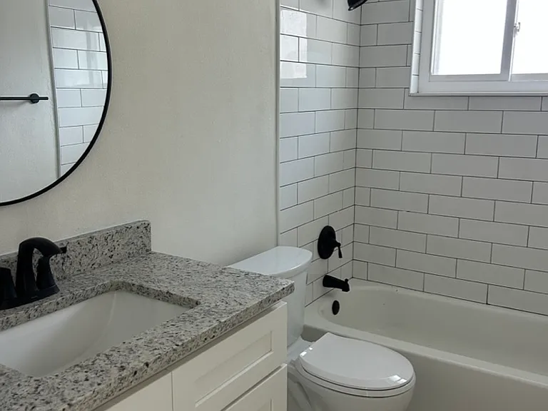 6129 Georgia Ave — Photo 8