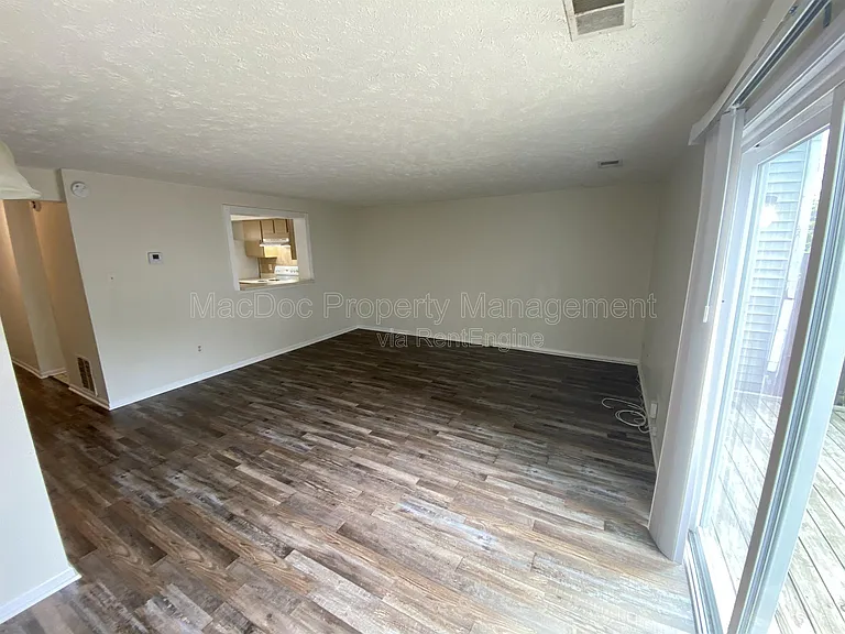 4749 Hedrick Ln — Photo 9