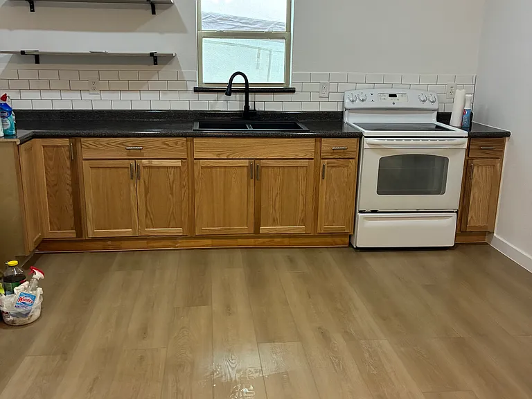2825 Crenshaw Ave — Photo 7