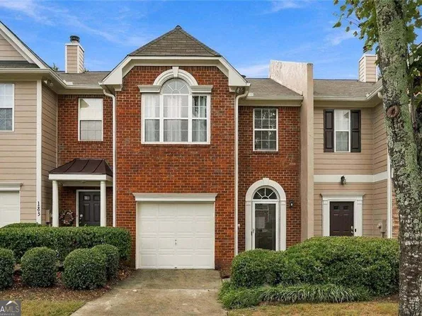 181 Oak Green Dr NW, Lawrenceville, GA 30044