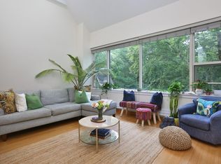 290 Pleasant St APT 216, Watertown, MA 02472