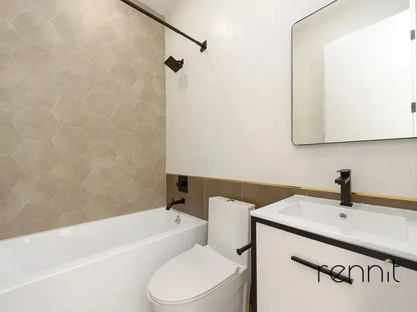 1038 Jefferson Avenue image 5 of 25