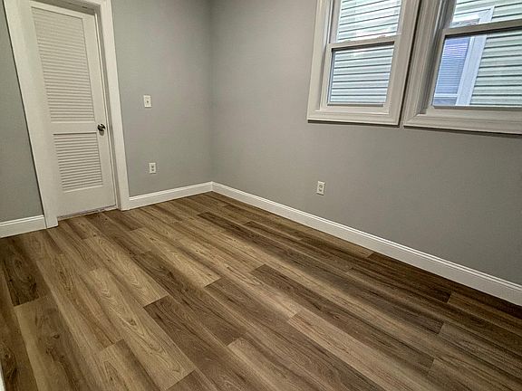 5th image of 262 Chadwick Ave #B2