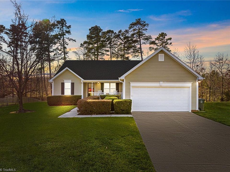 1st image of 3008 Butterwood Dr