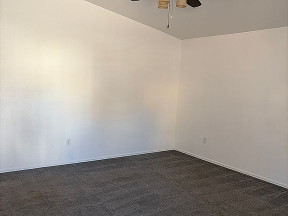 3rd image of 614 W 15th St