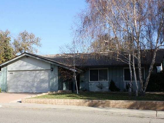 1st image of 924 Ayers Ave
