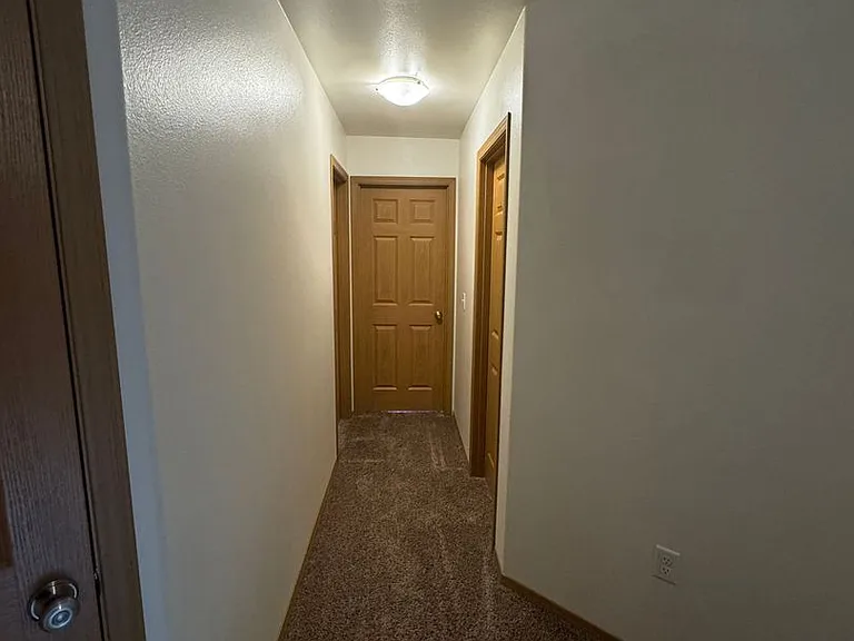 4595 W Overby St — Photo 9