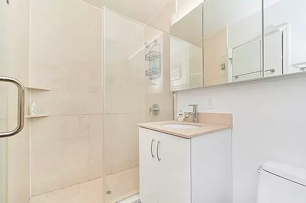 Rented by Living New York | media 32