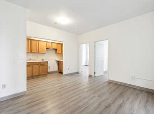 220 Stegman St APT 3A, Jersey City, NJ 07305