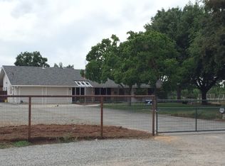 19261 E Lincoln Ave, Reedley, CA 93654