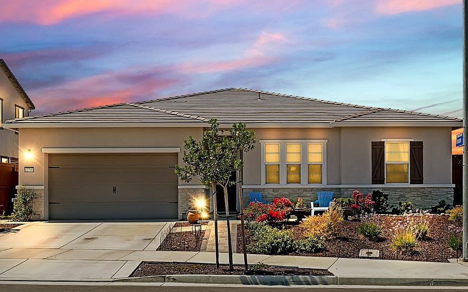 1st image of 12700 Rosefinch Way
