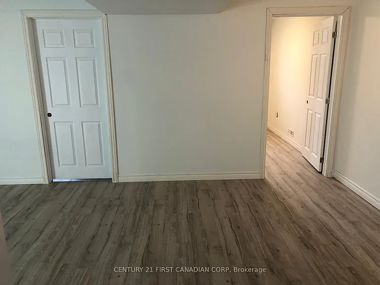 257 Hungerford St #LOWER — Photo 14