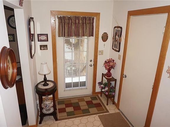 3rd image of 3401 Grey Birch Dr
