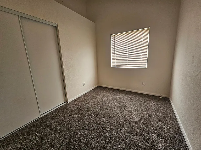 6612 Woodsworth Ave — Photo 13