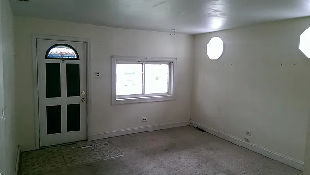 4106 Maple Ave photo 1
