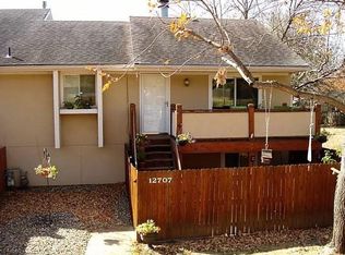 12707 W 108th St, Overland Park, KS 66210