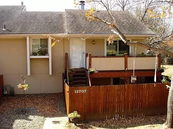 12707 W 108th St, Overland Park, KS 66210