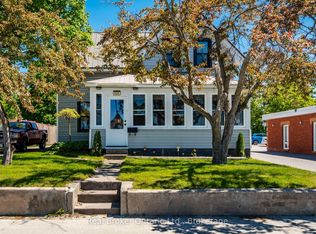 151 Main St, Penetanguishene, ON L9M 1L7