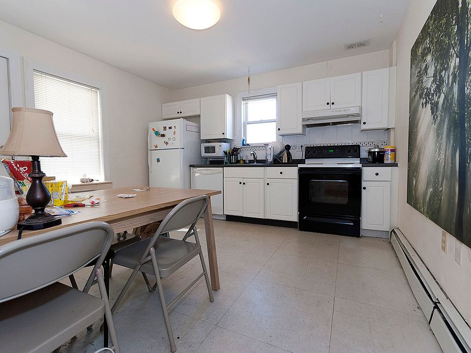 1st image of 69 Ashford St #2R