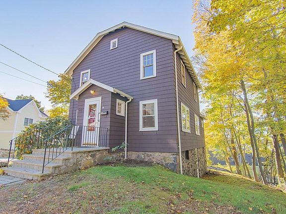 3rd image of 55 Kensington Ln