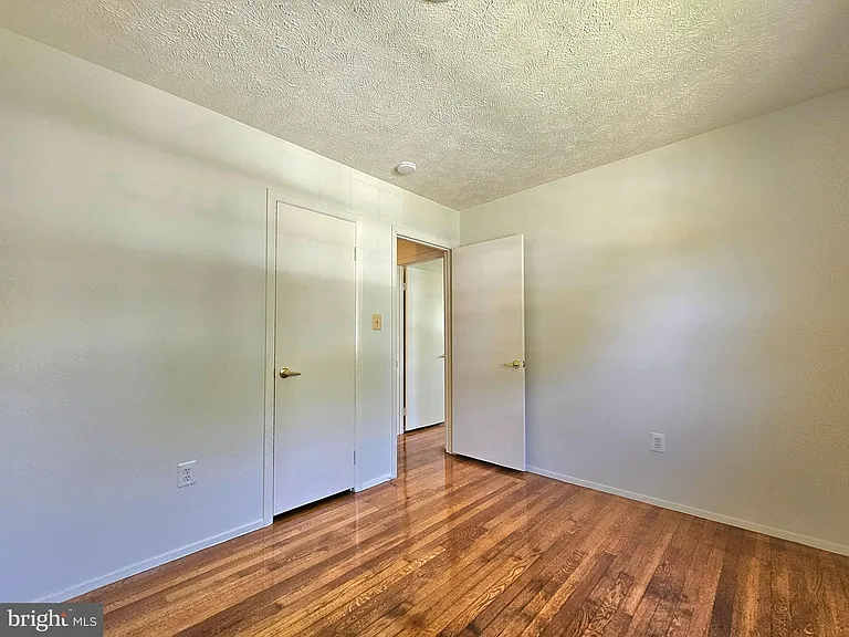 4123 Glendale Rd — Photo 22