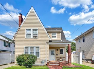 97 E Beverly Pkwy, Valley Stream, NY 11580