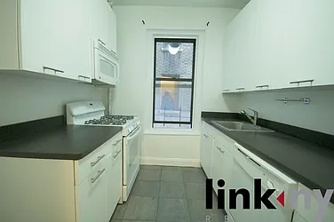 Rented by Link NY Realty