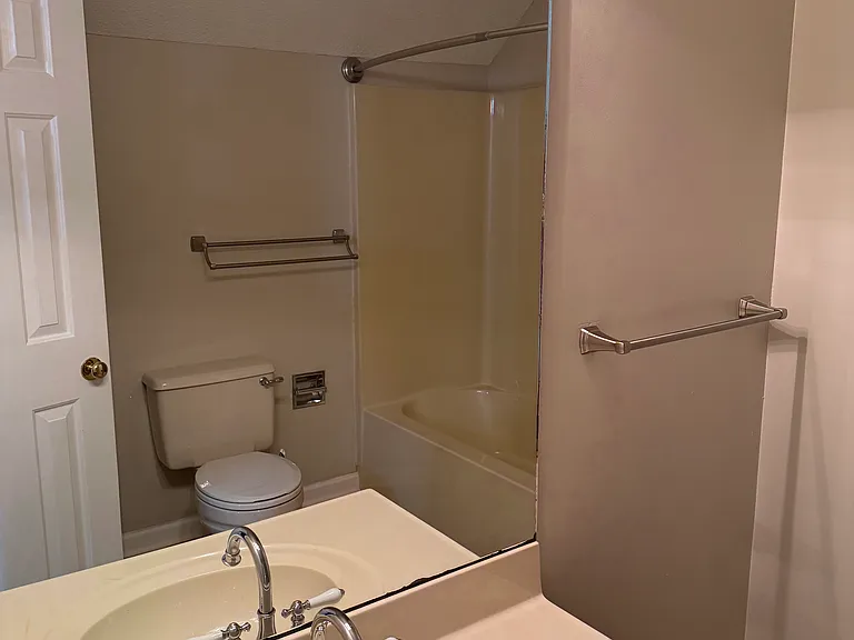 2503 Lakeview Dr #13 — Photo 15