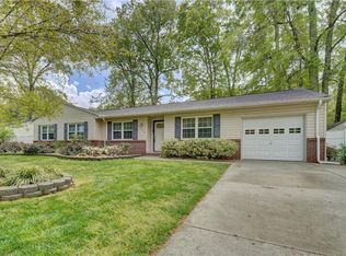 5729 Avalon Woods Dr, Virginia Beach, VA 23464