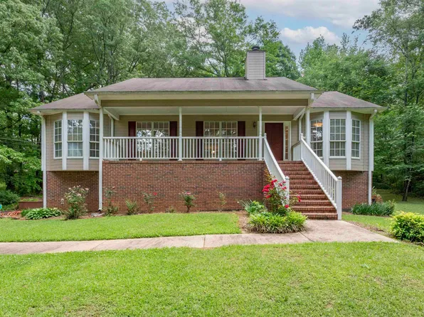 1951 Eastern Valley Rd, Bessemer, AL 35022