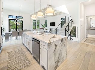 91 Grande Pointe Dr S, Rosemary Beach, FL 32461