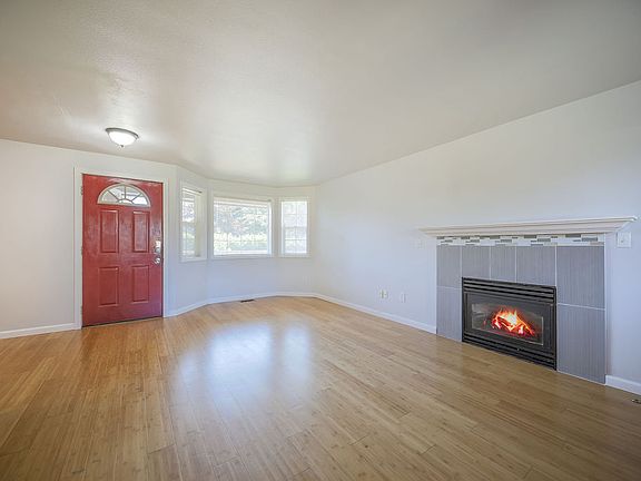 4th image of 8410 E Sherwood St