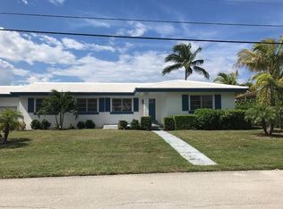 1070 Bimini Ln, Riviera Beach, FL 33404