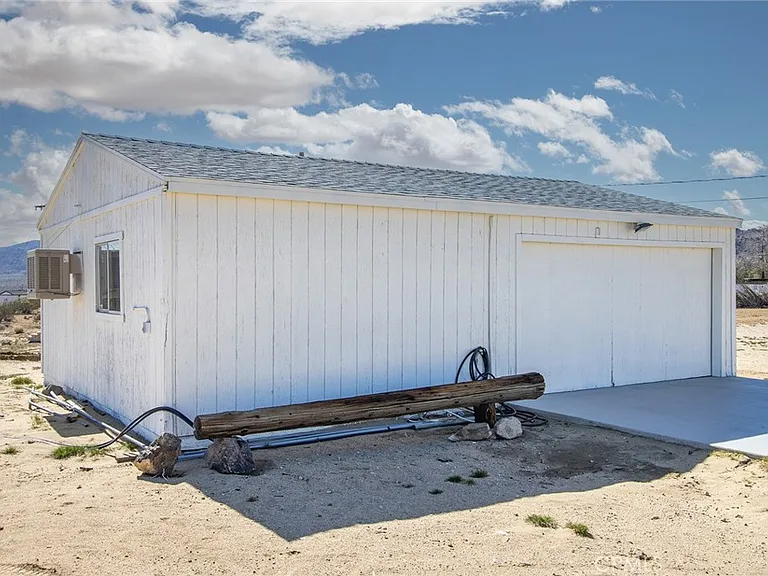 63365 Cobalt Rd — Photo 19
