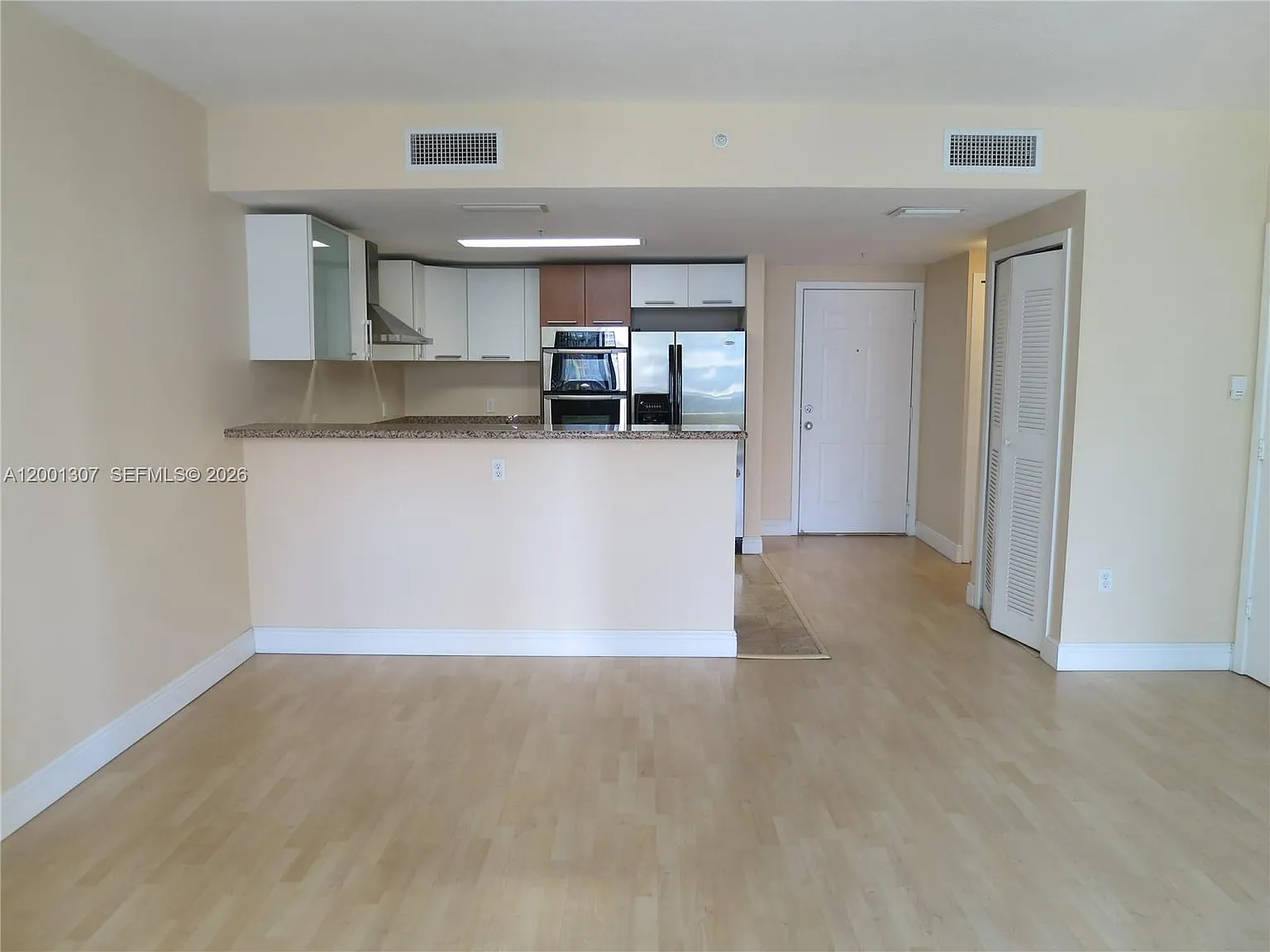 The Sail Condo — Photo 3
