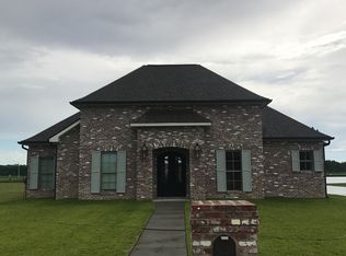 116 Persimmon Dr, Thibodaux, LA 70301