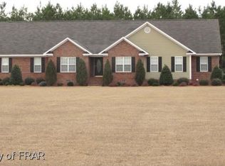 6101 Turnbull Rd, Fayetteville, NC 28312