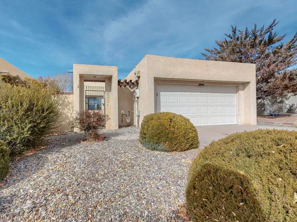 10513 Camino Del Oso NE, Albuquerque, NM 87111