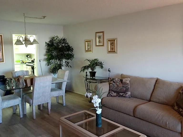 4725 Cove Cir #108 — Photo 3