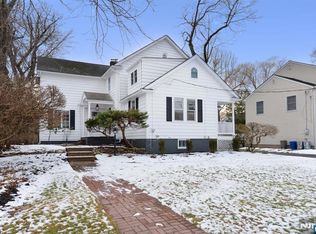 675 Center St, Oradell, NJ 07649