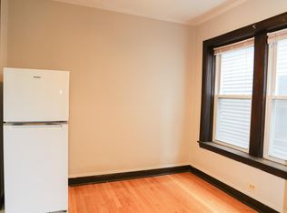 4522 N Damen Ave #1B, Chicago, IL 60625