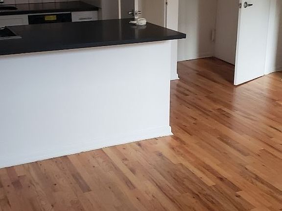 5th image of 1617 York Ave #5C