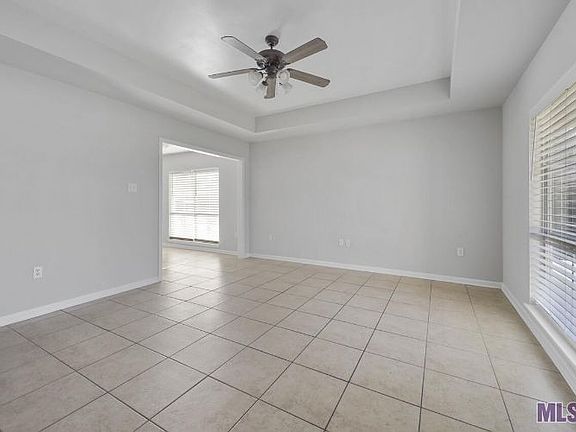 2nd image of 14218 Parkridge Dr