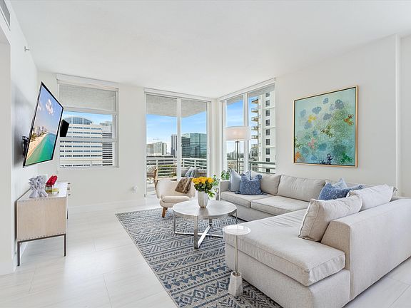 2nd image of 315 NE 3rd Avenue #1503